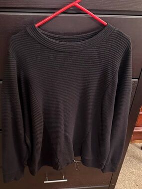 Simply Vera Vera Wang Black Ribbed Crewneck Top
